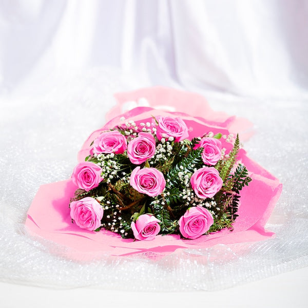 10 Pink Roses Bouquet