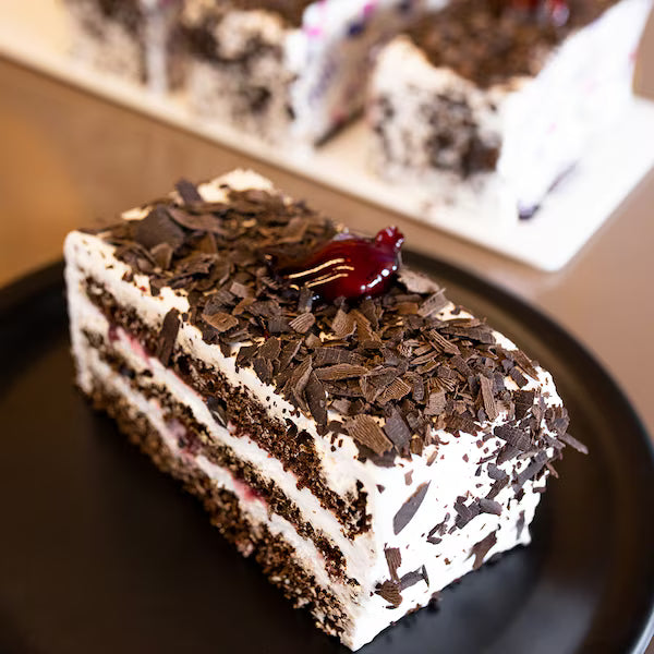 Black Forest Pastry (Set of 6)