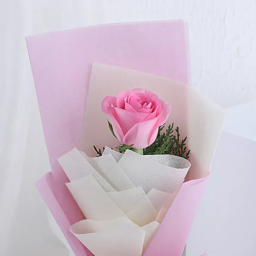 Blushing Pink Rose Bouquet & Chocolate Cake
