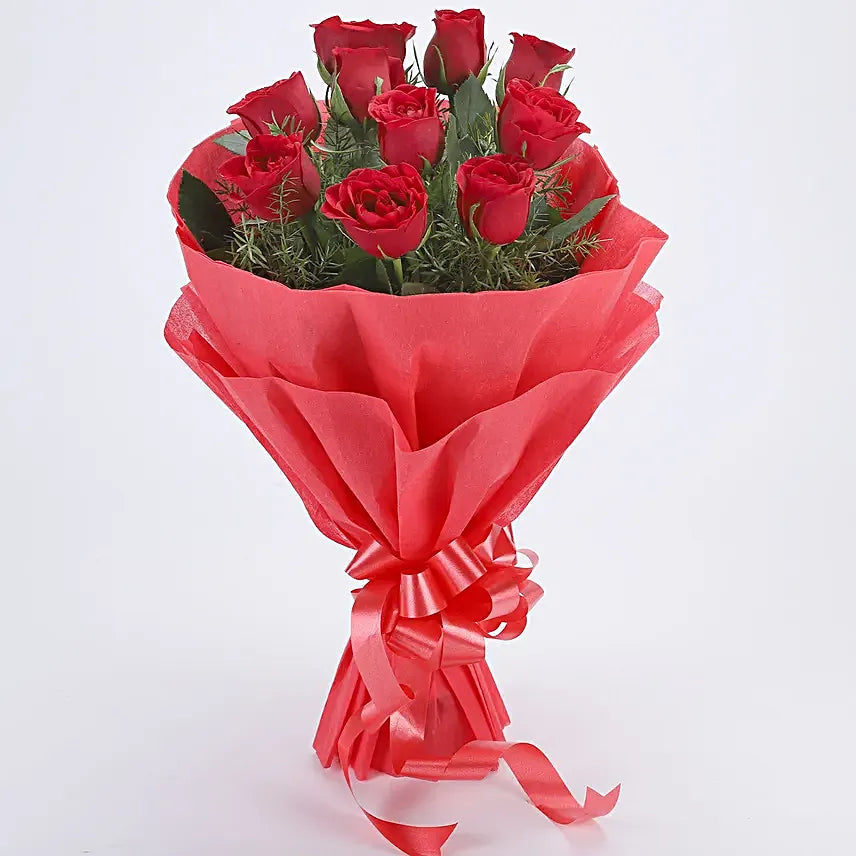 Mixed red roses Bouquet Ferrero Rocher Chocolates Gift