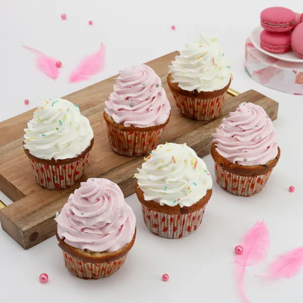 Assorted Vanilla Cupcakes (6 Pieces)