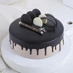 Blushing Pink Rose Bouquet & Chocolate Cake