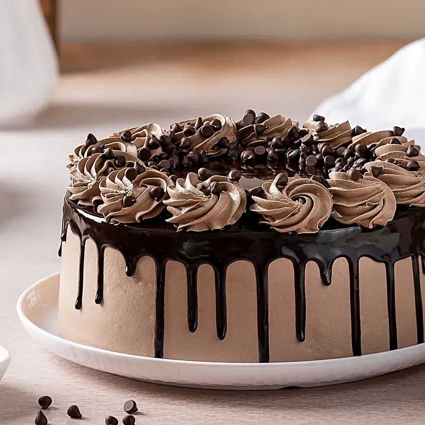 Cream Drop Chocolate Cake