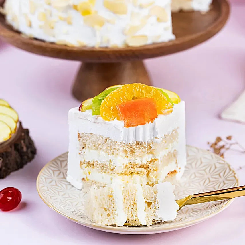 Creamy Vanilla Fruit Cake