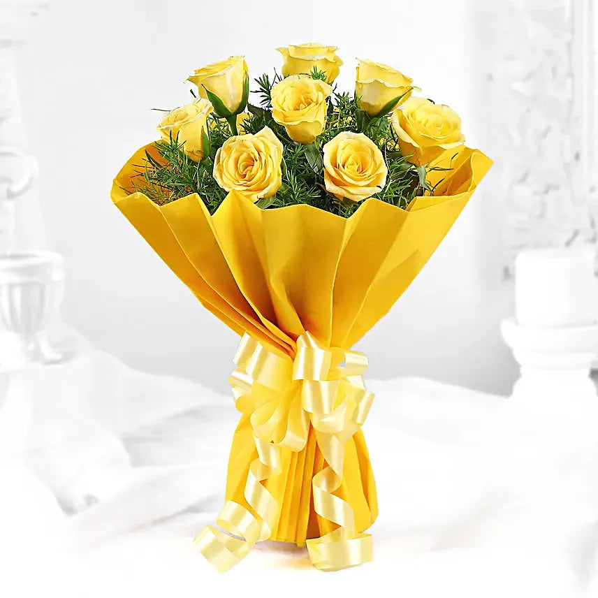 Enticing 8 Yellow Roses Bouquet