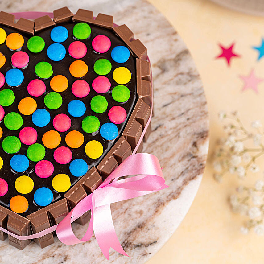 Hearty Choco Kitkat Cake