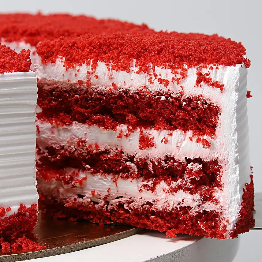 Red Velvet Fresh Cream Cake